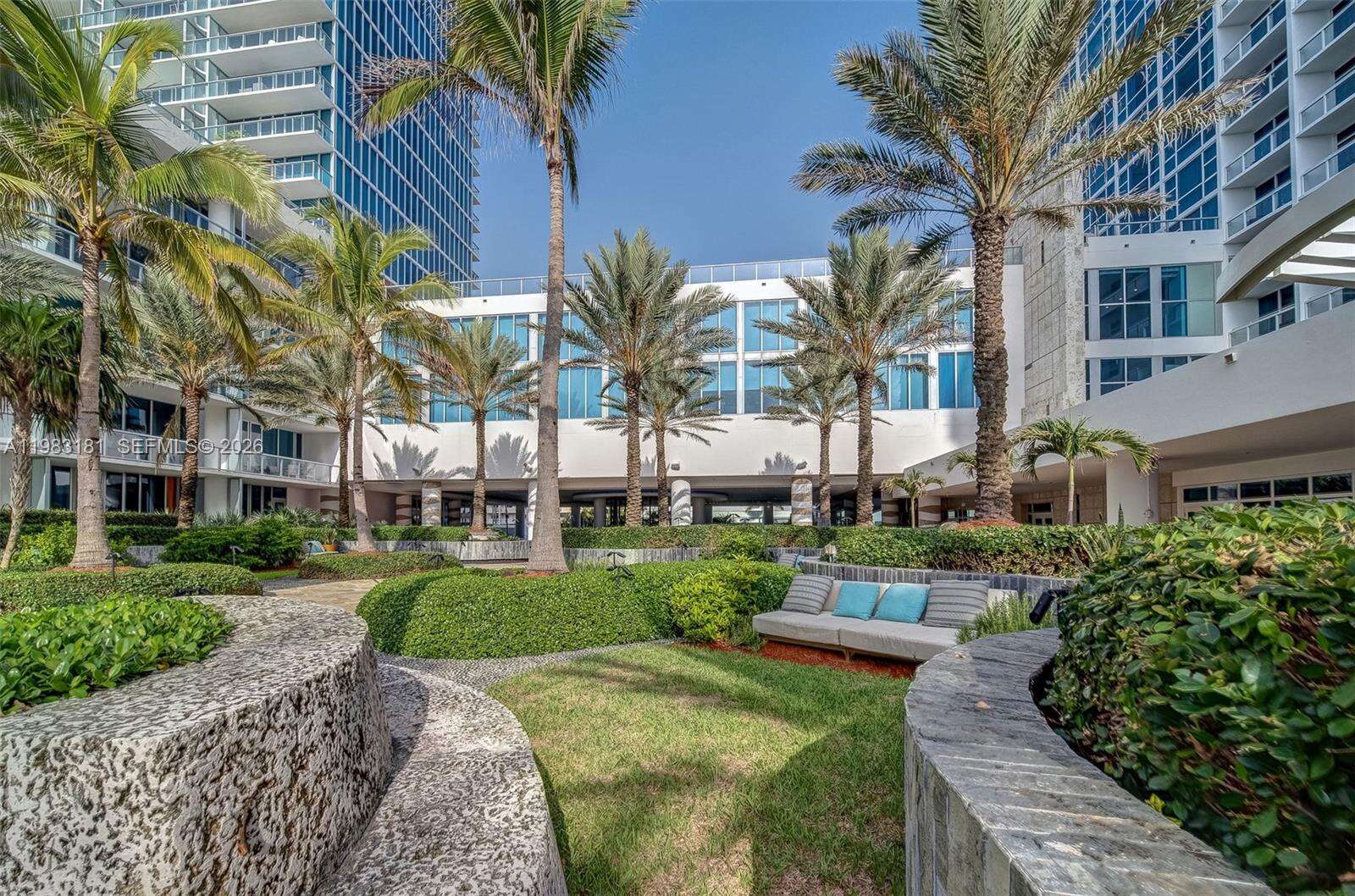 Central Carillon at 6801 Collins Ave 610 Door, Miami Beach, FL 33141 - For Rent photo 28