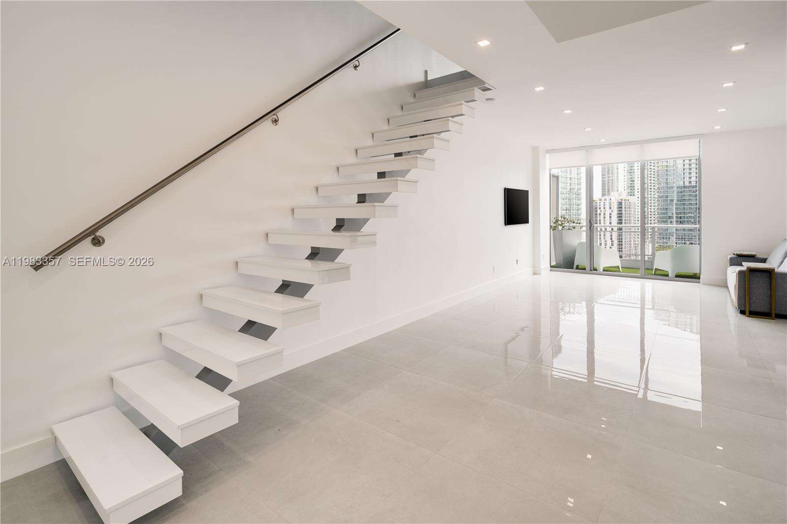 Neo Vertika at 690 1 Ct, Miami, FL 33130 - For Rent photo 2