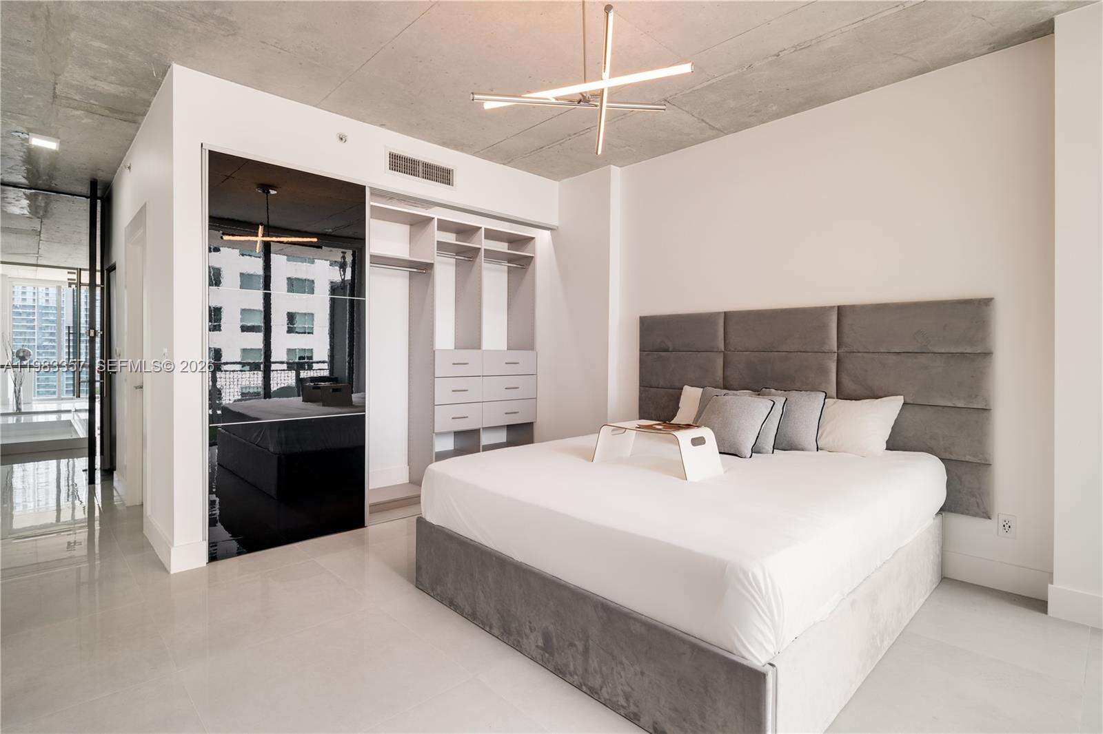 Neo Vertika at 690 1 Ct, Miami, FL 33130 - For Rent photo 12