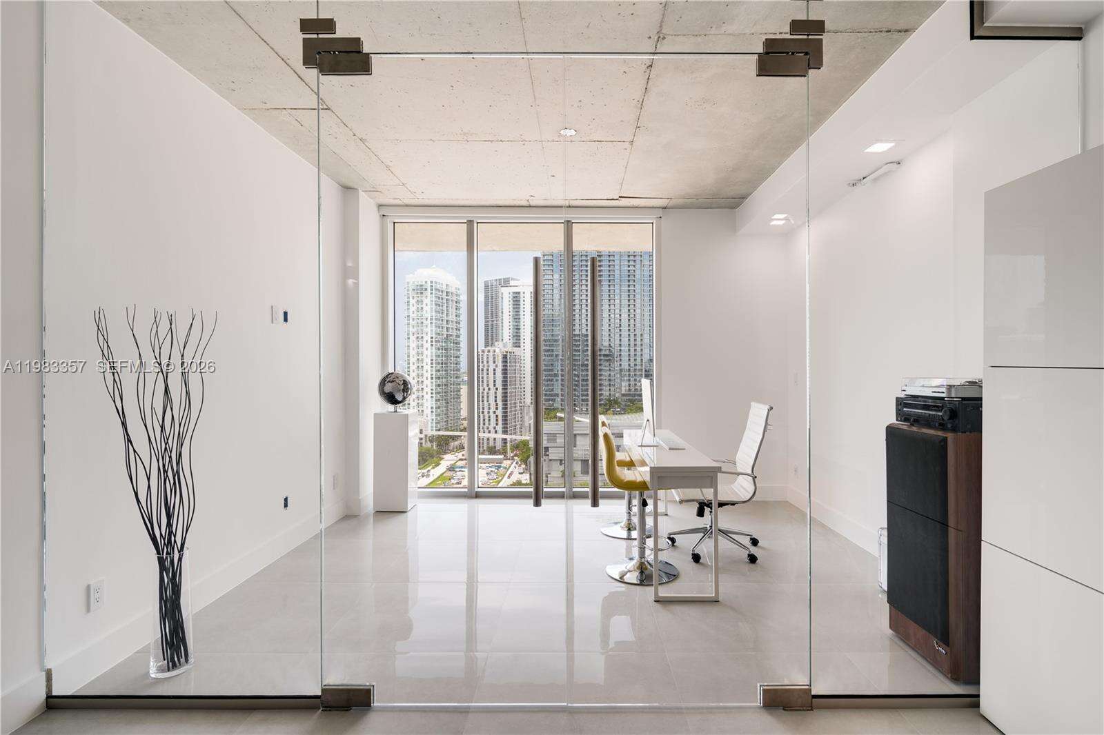 Neo Vertika at 690 1 Ct, Miami, FL 33130 - For Rent photo 10