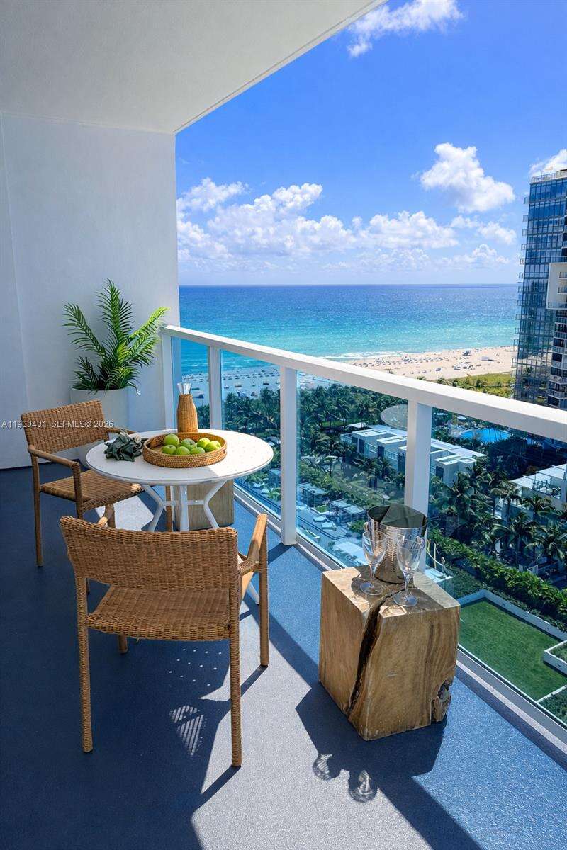 Roney Palace at 2301 Collins Ave, Miami Beach, FL 33139 - For Rent photo 21