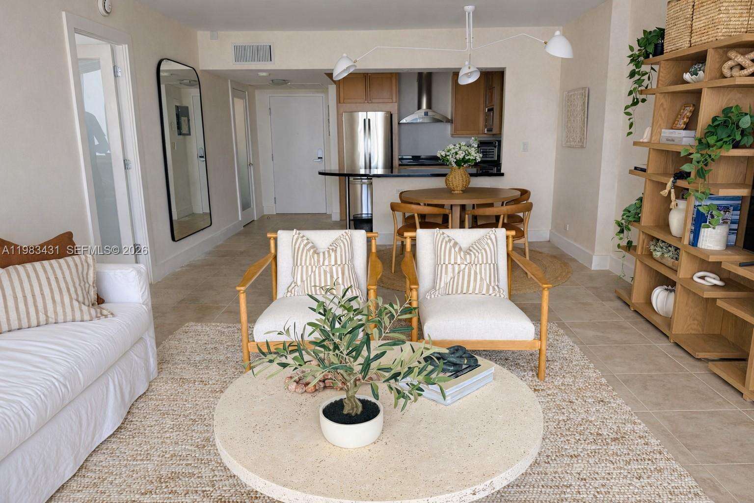Roney Palace at 2301 Collins Ave, Miami Beach, FL 33139 - For Rent photo 4