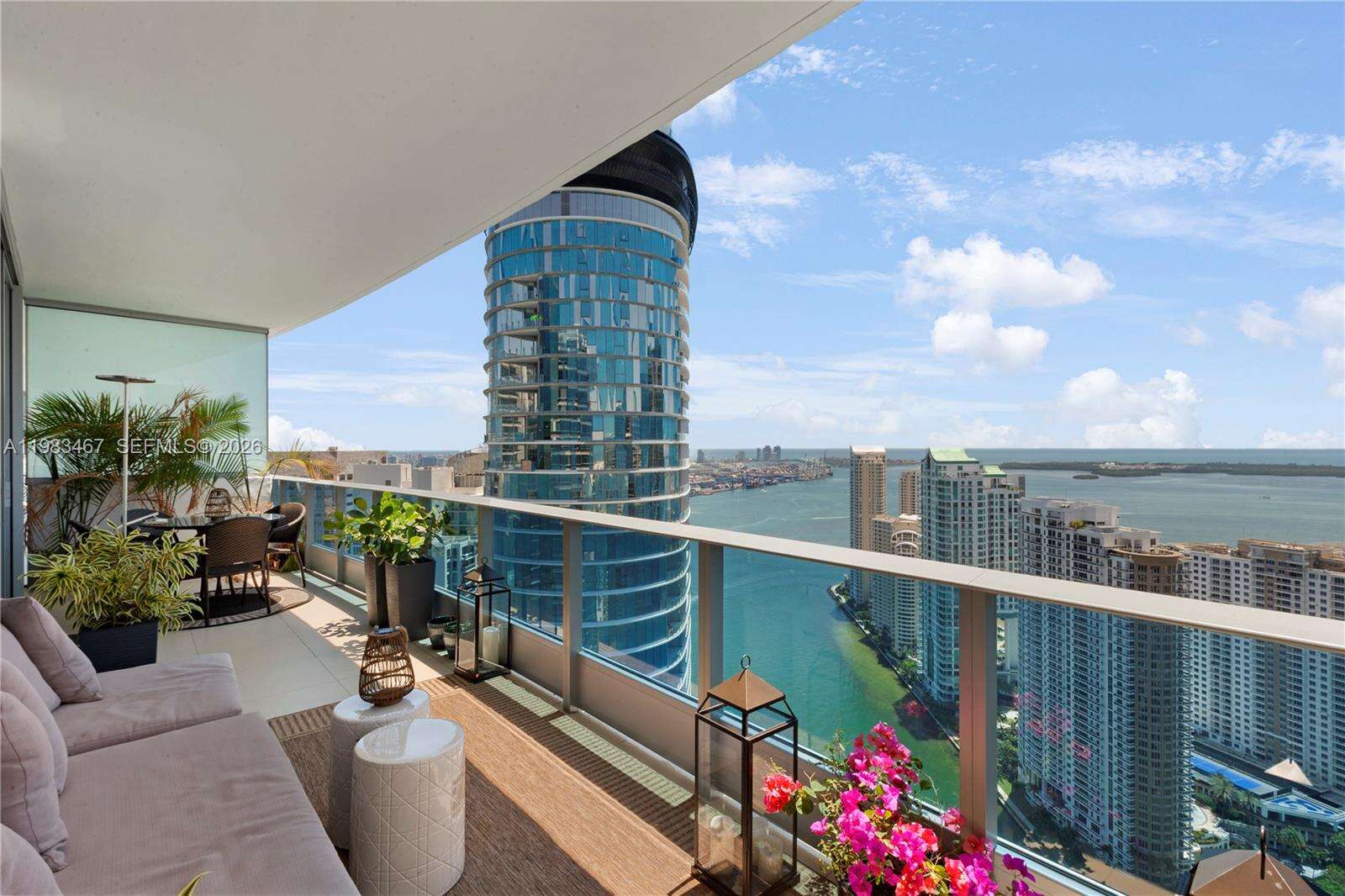 Epic Residences at 200 Biscayne Blvd Way, Miami, FL 33131 - For Rent photo 1