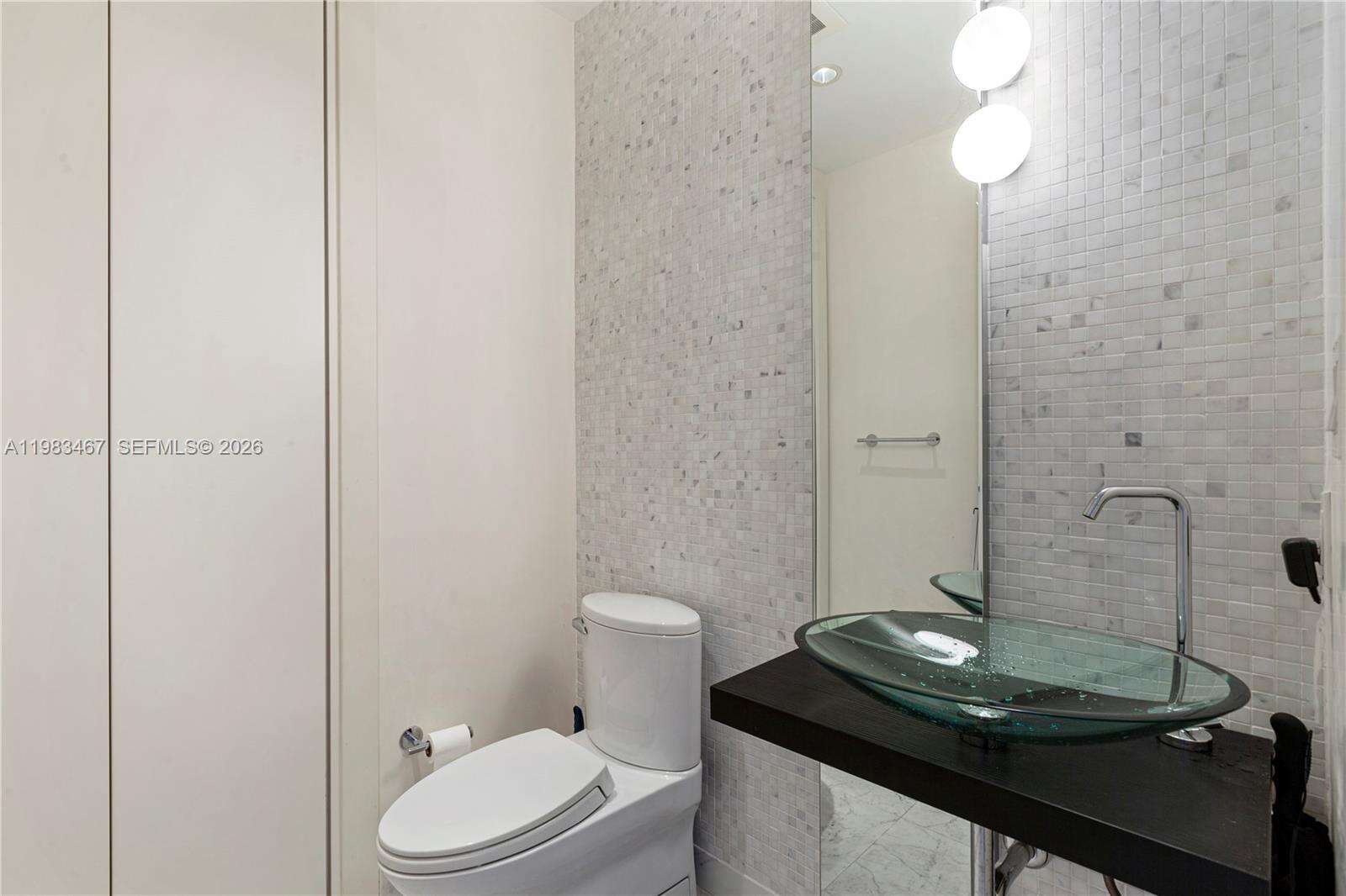 Epic Residences at 200 Biscayne Blvd Way, Miami, FL 33131 - For Rent photo 11