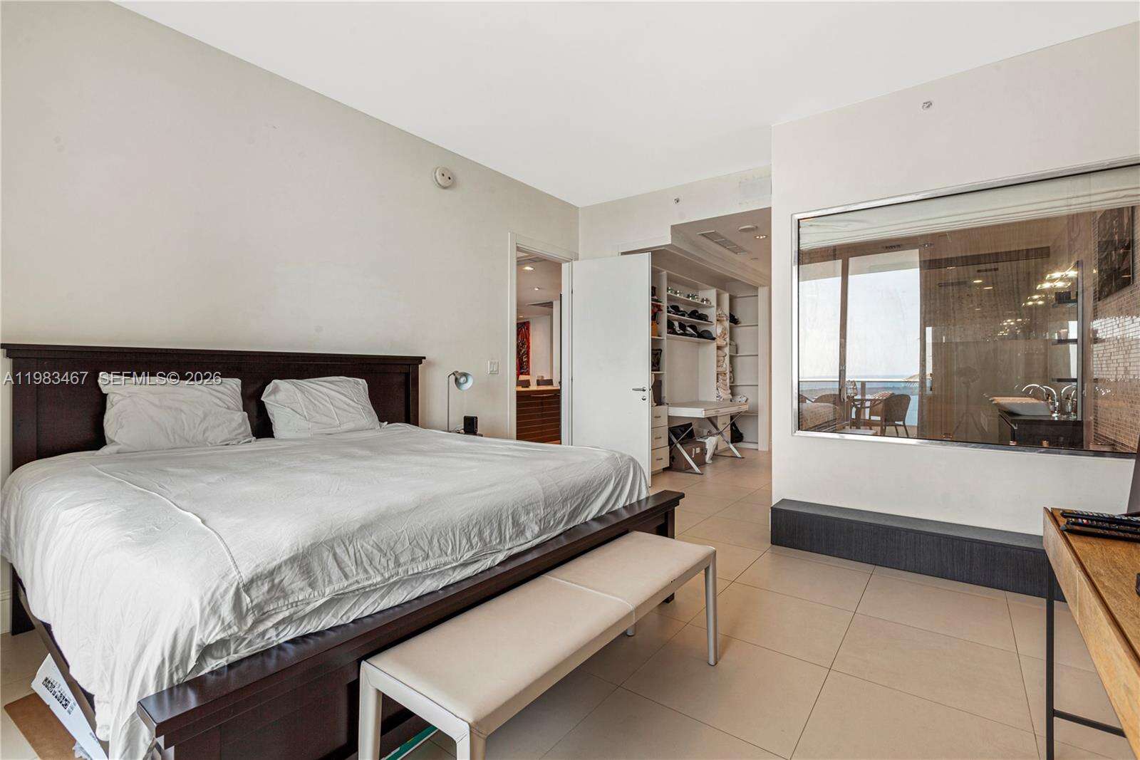 Epic Residences at 200 Biscayne Blvd Way, Miami, FL 33131 - For Rent photo 13