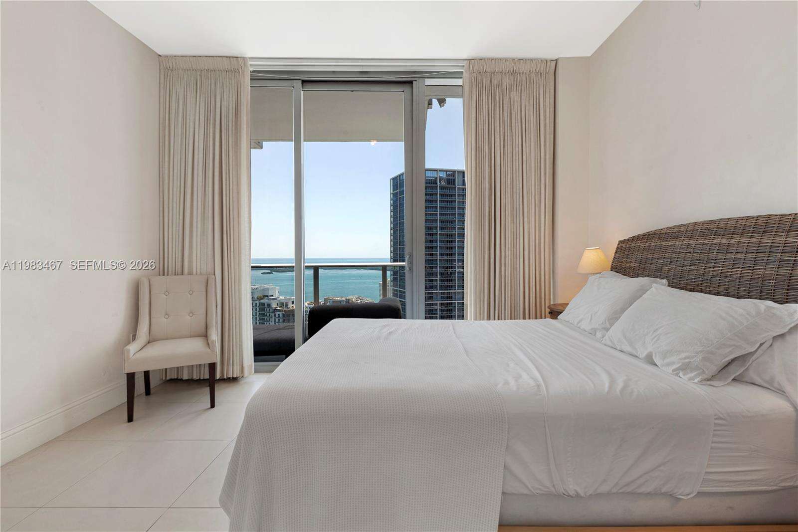 Epic Residences at 200 Biscayne Blvd Way, Miami, FL 33131 - For Rent photo 16