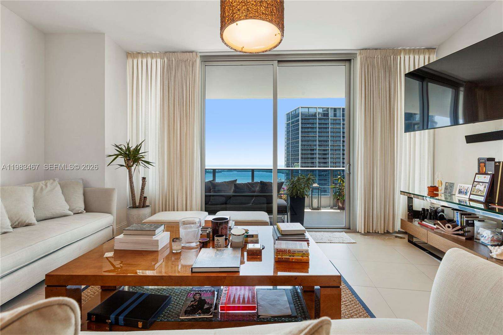 Epic Residences at 200 Biscayne Blvd Way, Miami, FL 33131 - For Rent photo 7