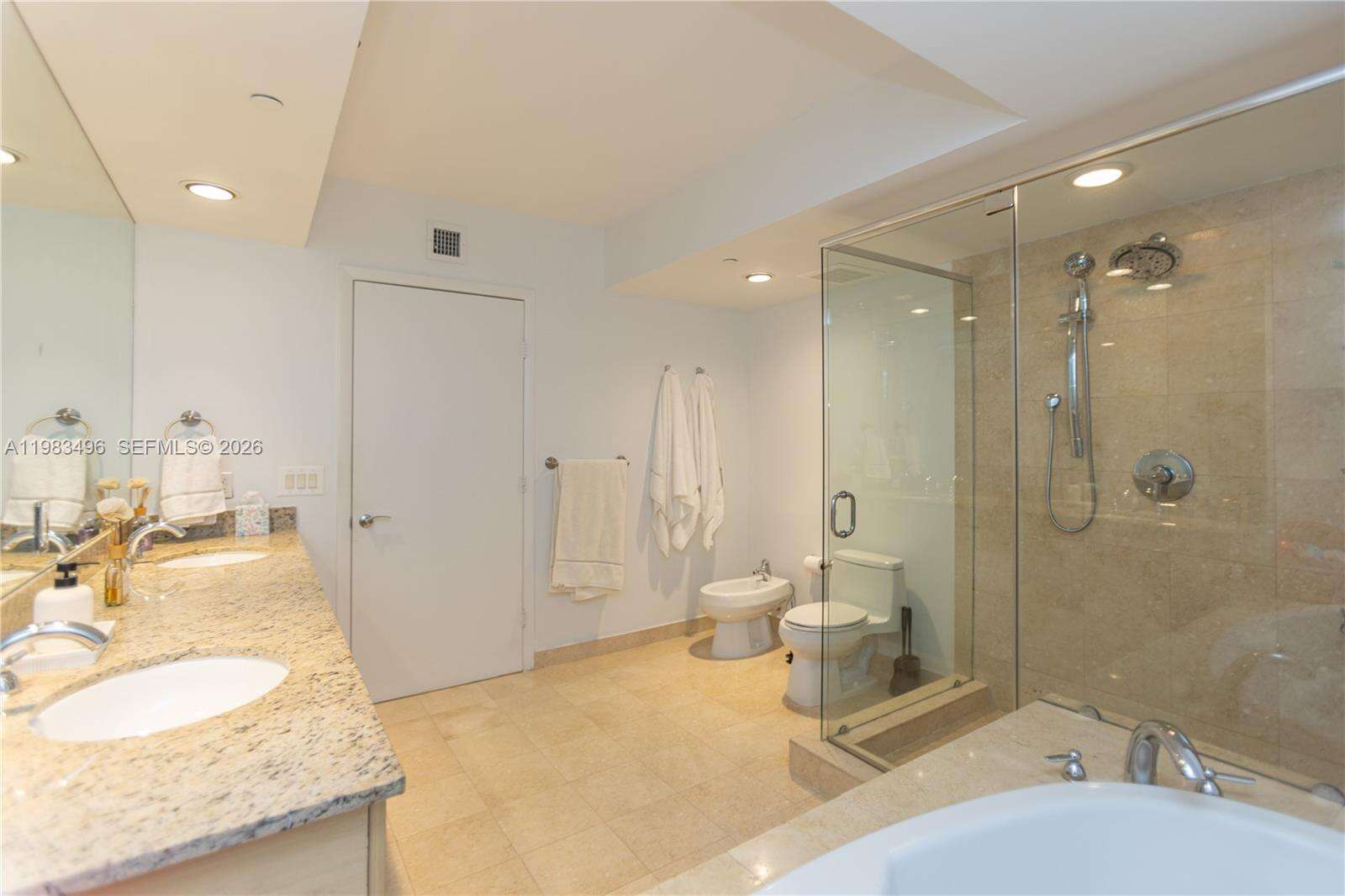 The Beach Club Two at 1830 Ocean Dr, Hallandale Beach, FL 33009 - For Rent photo 26