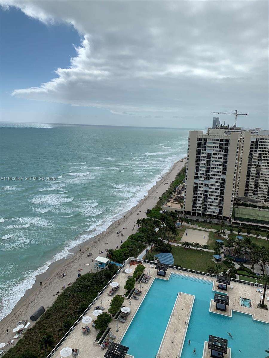 The Beach Club Two at 1830 Ocean Dr, Hallandale Beach, FL 33009 - For Rent photo 19