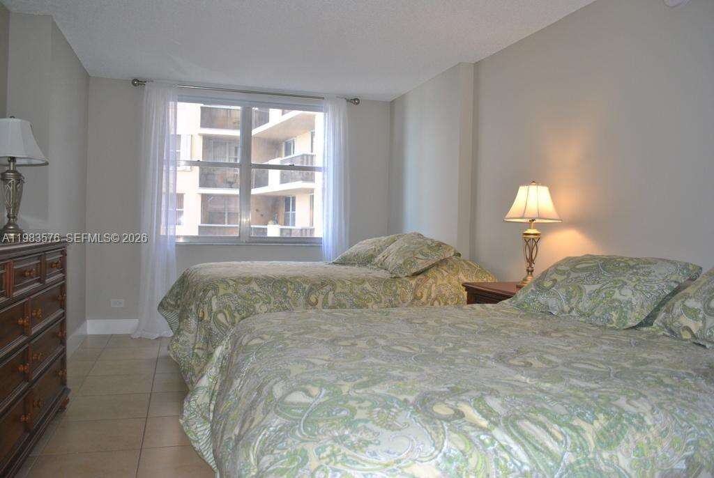Maison Grande at 6039 Collins Ave, Miami Beach, FL 33140 - For Rent photo 18