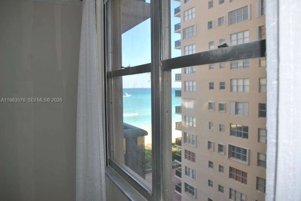 Maison Grande at 6039 Collins Ave, Miami Beach, FL 33140 - For Rent photo 20