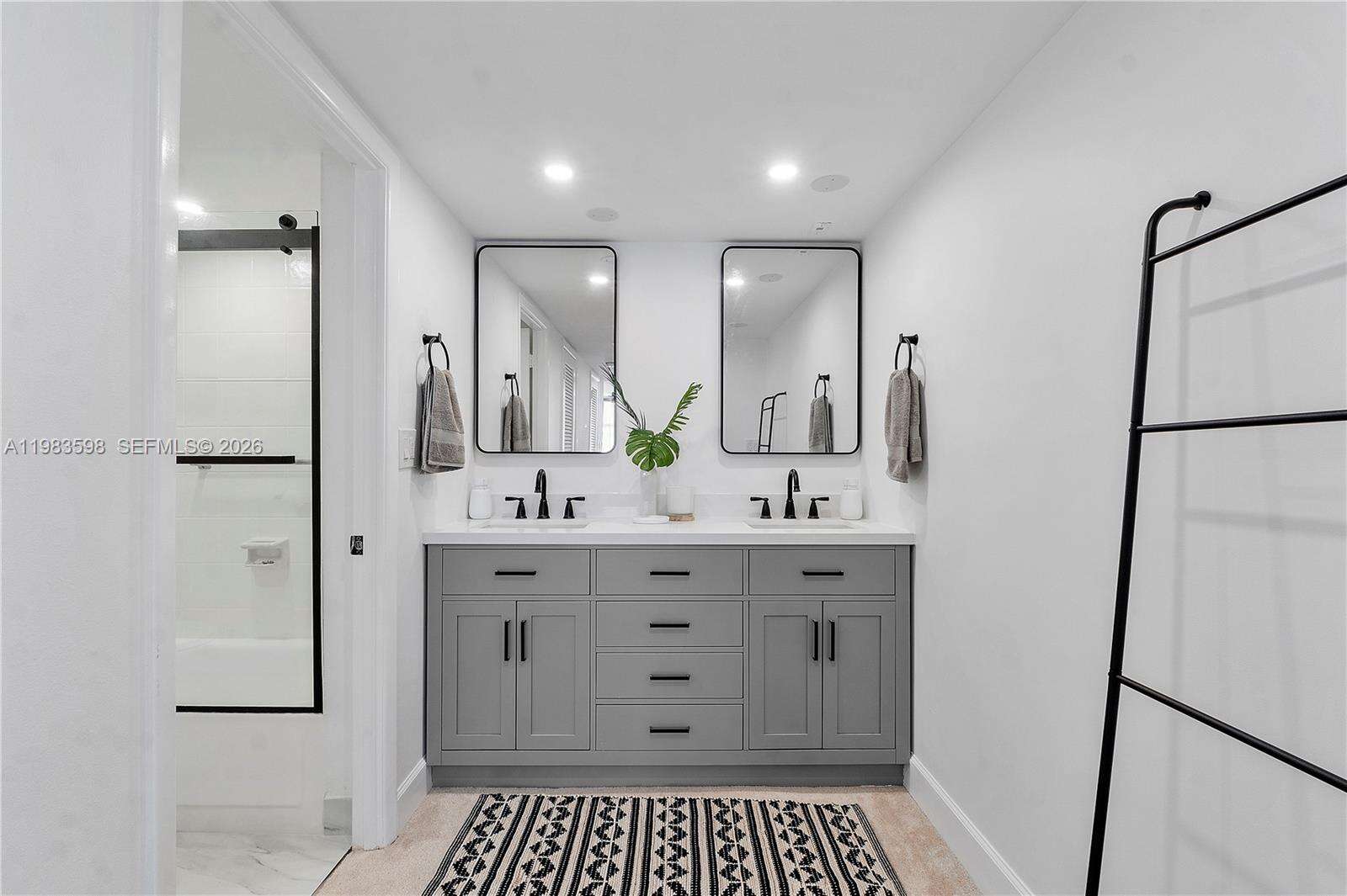 Maison Grande at 6039 Collins Ave, Miami Beach, FL 33140 - For Rent photo 15