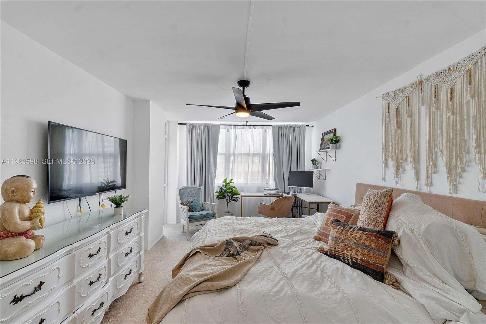 Maison Grande at 6039 Collins Ave, Miami Beach, FL 33140 - For Rent photo 18