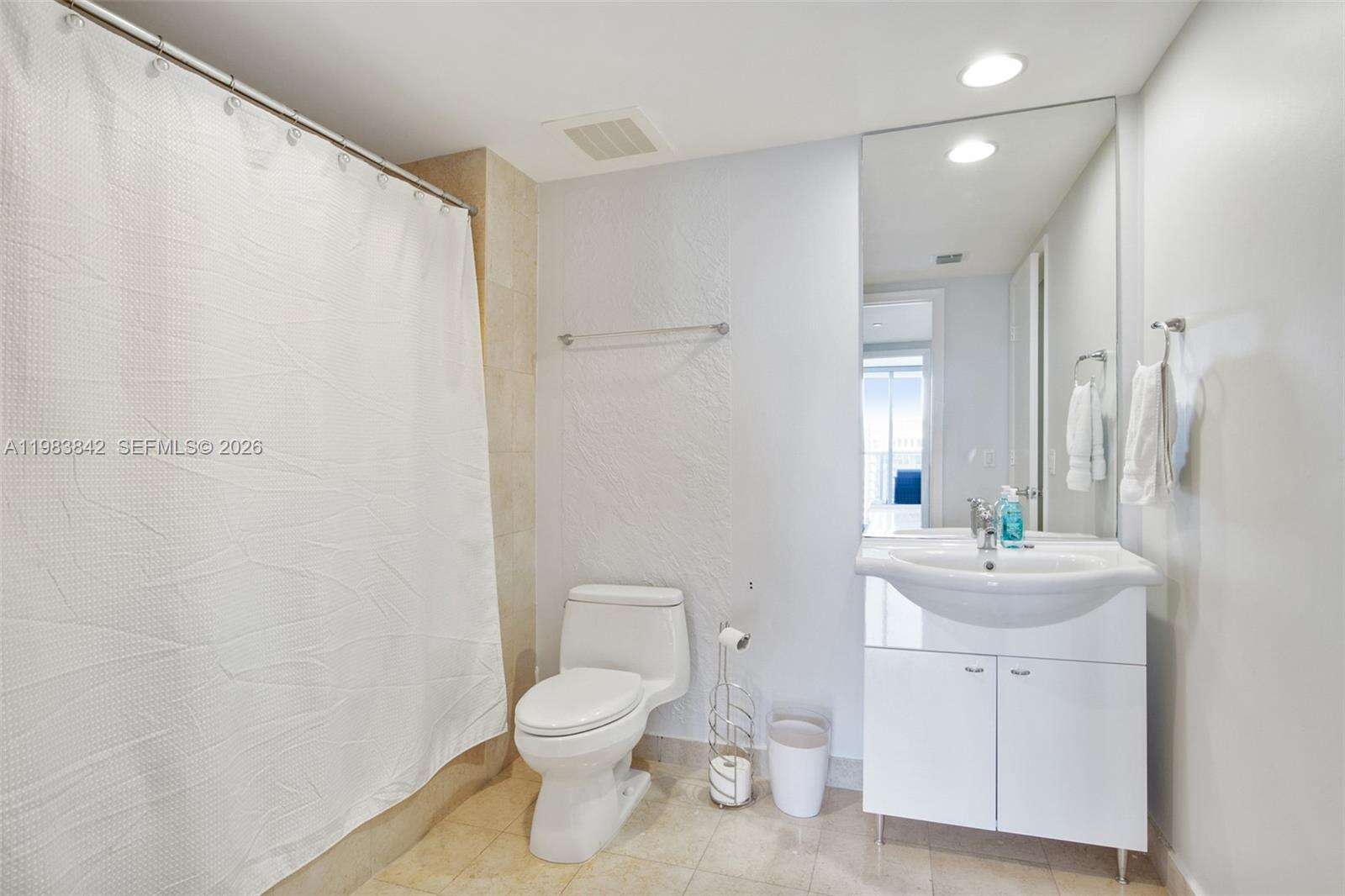 The Beach Club Three at 1800 Ocean Dr, Hallandale Beach, FL 33009 - For Rent photo 14