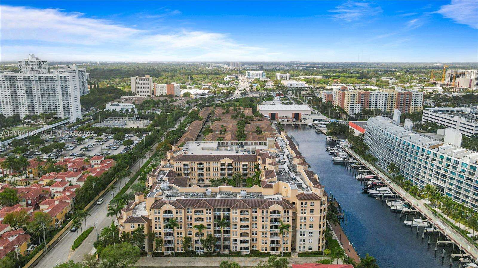 Alaqua at 3001 185 St, Aventura, FL 33180 - For Rent photo 80