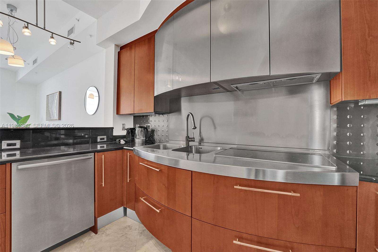 Trump Palace at 18101 Collins Ave, Sunny Isles Beach, FL 33160 - For Rent photo 7
