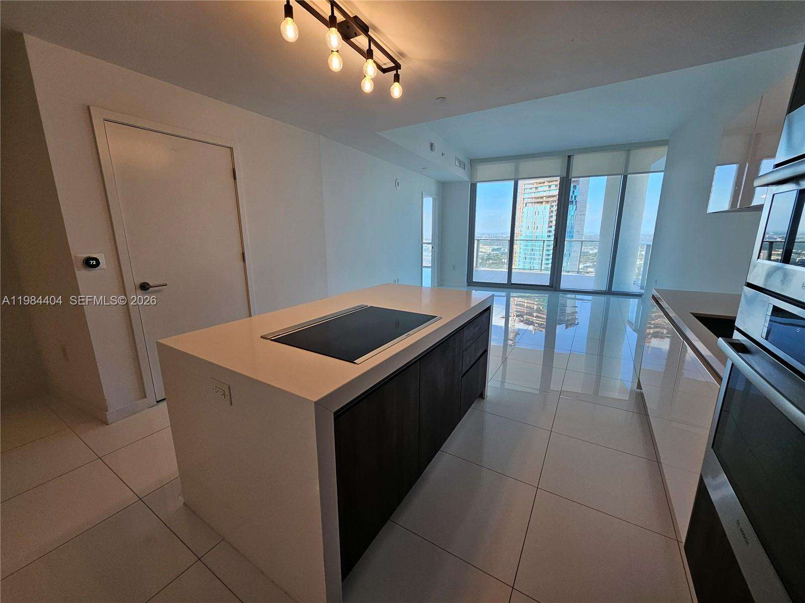Paramount Miami Worldcenter at 851 1 Ave, Miami, FL 33132 - For Rent photo 1