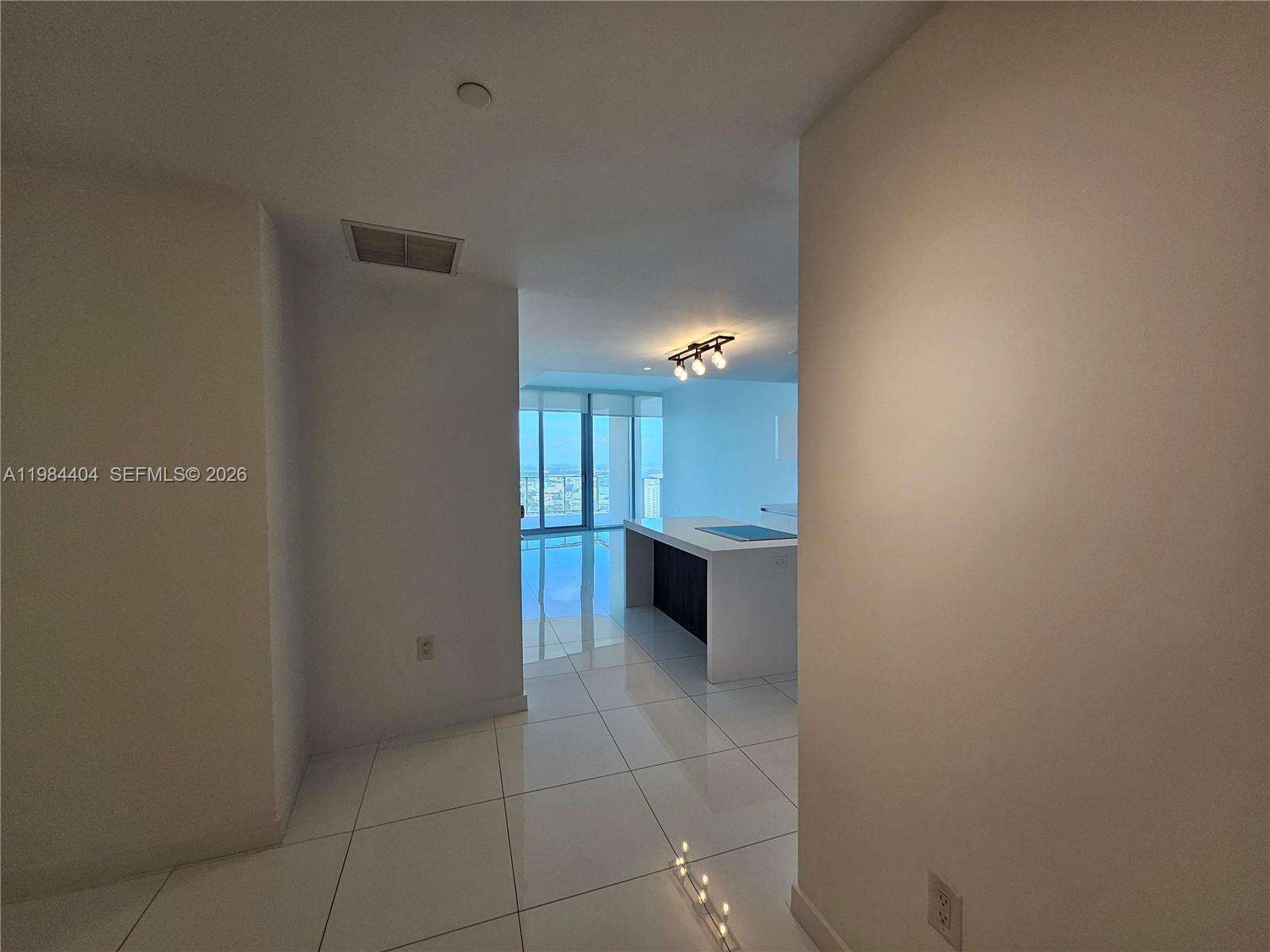 Paramount Miami Worldcenter at 851 1 Ave, Miami, FL 33132 - For Rent photo 11