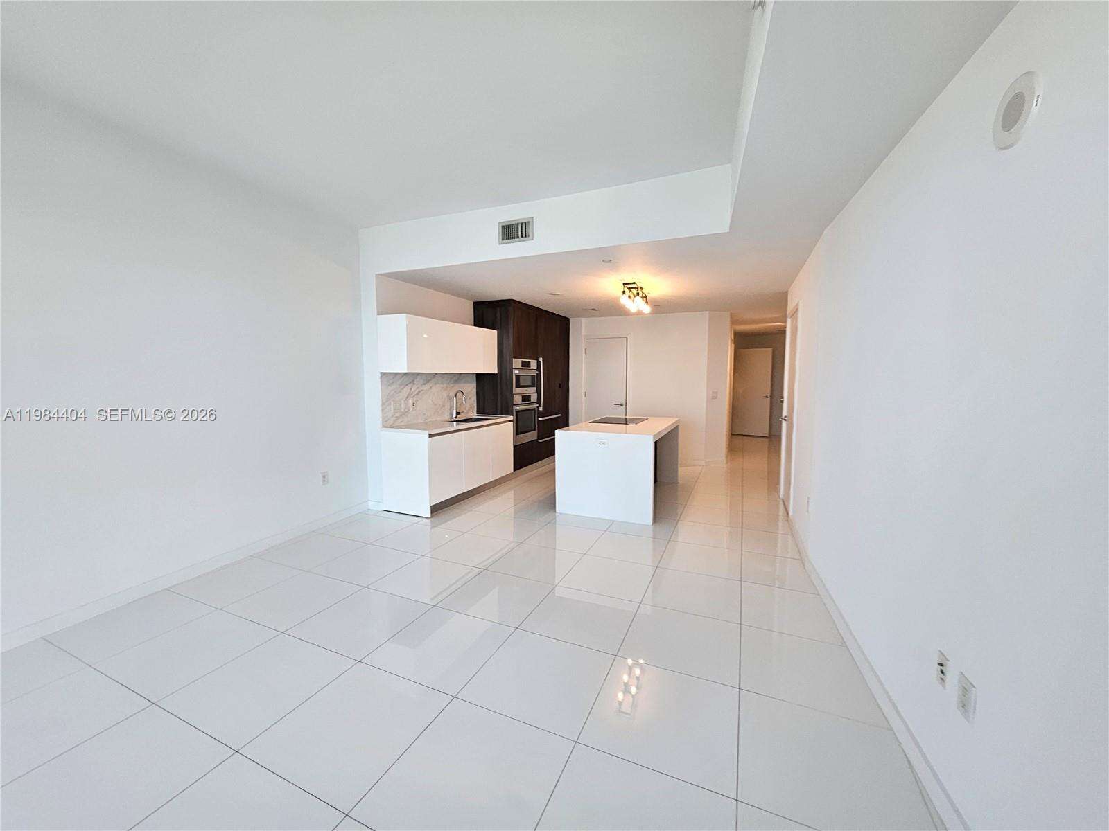 Paramount Miami Worldcenter at 851 1 Ave, Miami, FL 33132 - For Rent photo 17