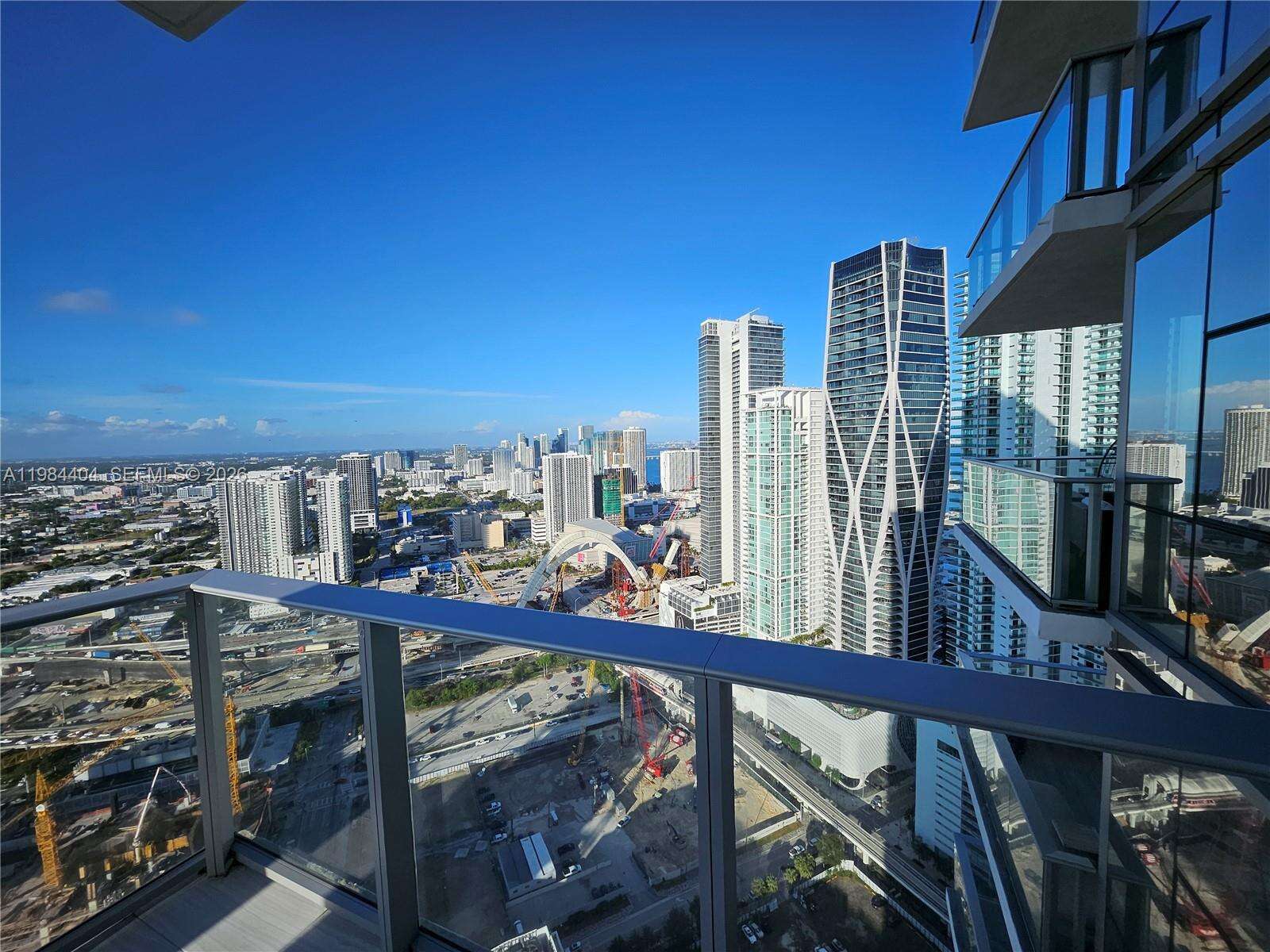 Paramount Miami Worldcenter at 851 1 Ave, Miami, FL 33132 - For Rent photo 20