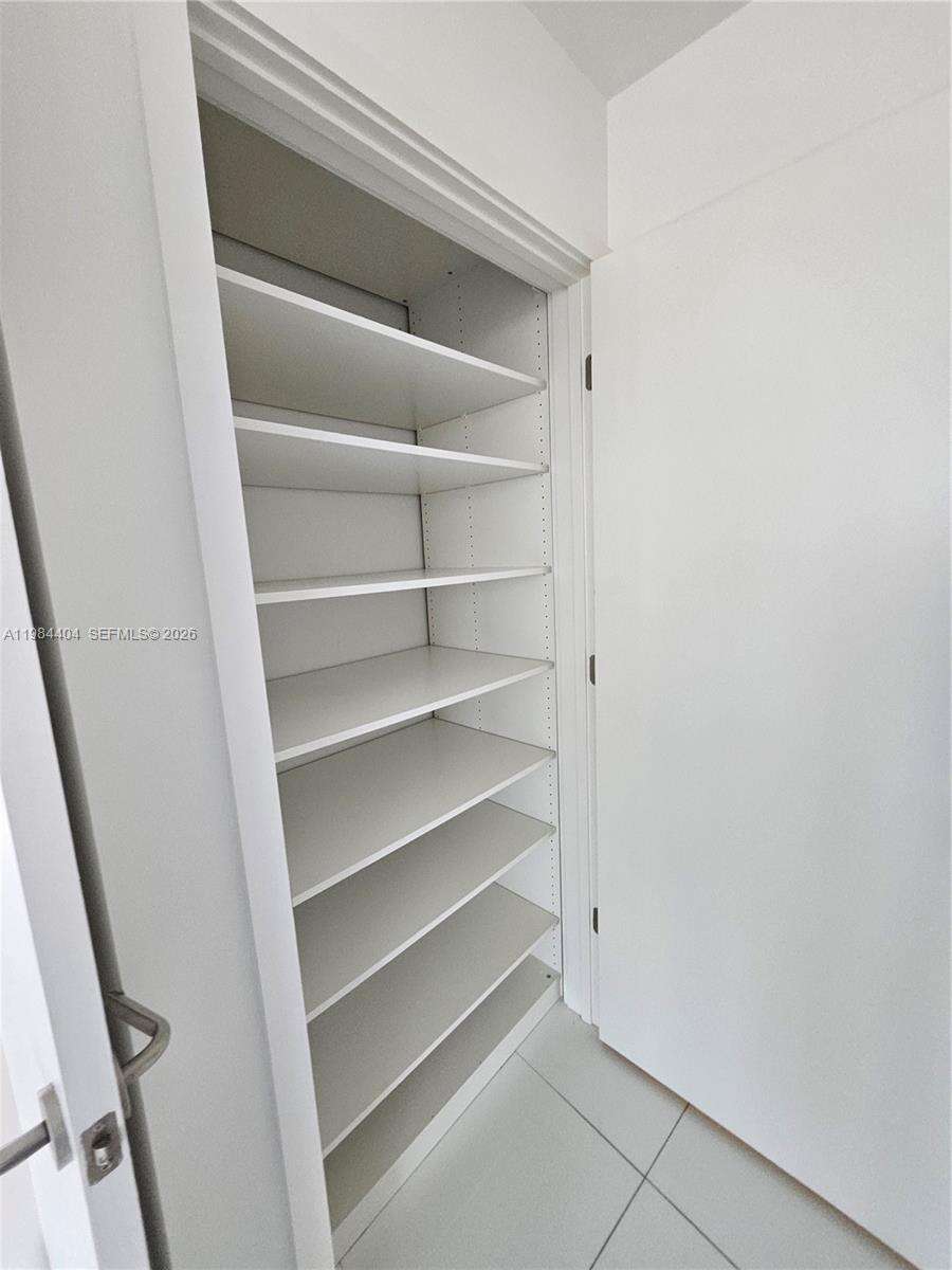Paramount Miami Worldcenter at 851 1 Ave, Miami, FL 33132 - For Rent photo 28