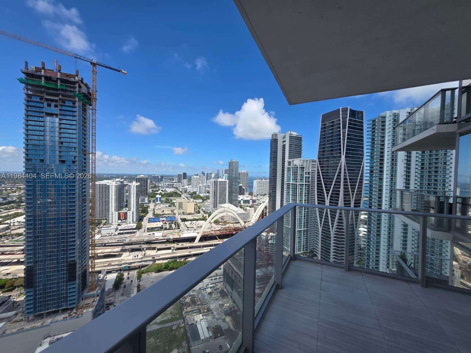 Paramount Miami Worldcenter at 851 1 Ave, Miami, FL 33132 - For Rent photo 38