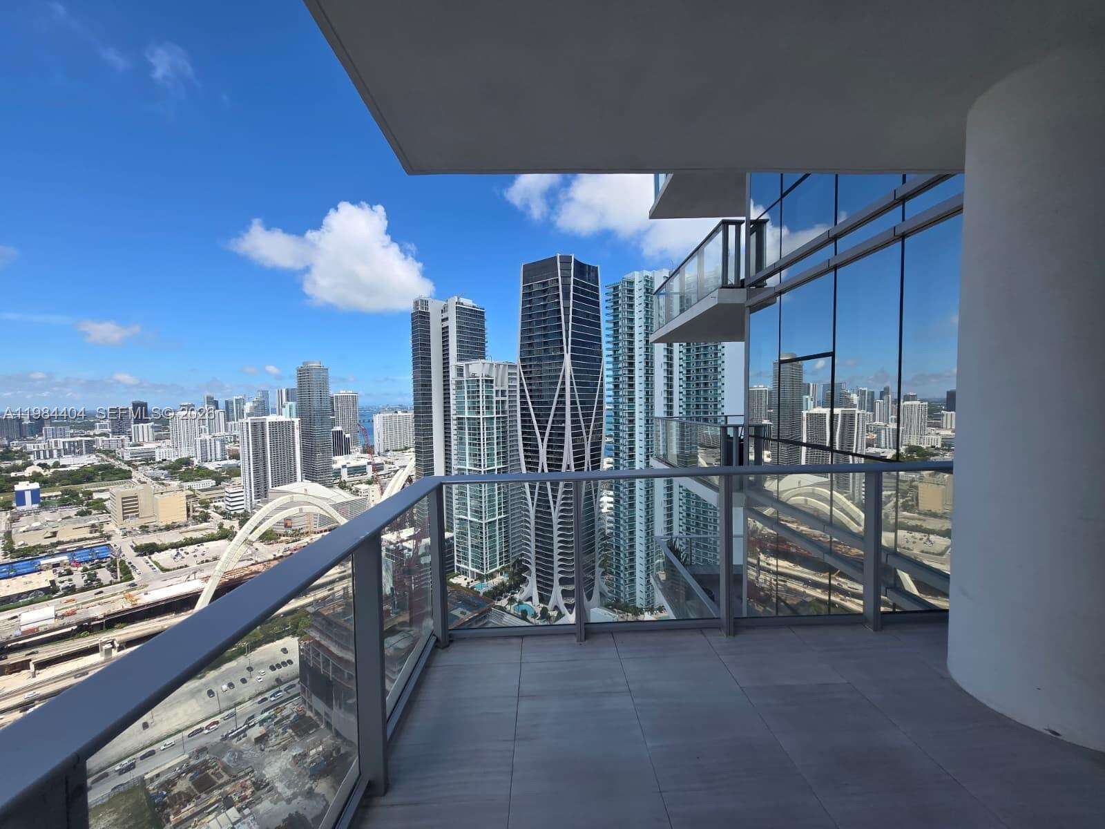 Paramount Miami Worldcenter at 851 1 Ave, Miami, FL 33132 - For Rent photo 41