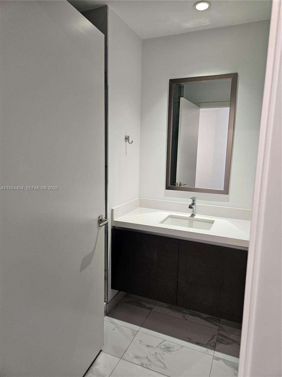 Paramount Miami Worldcenter at 851 1 Ave, Miami, FL 33132 - For Rent photo 6