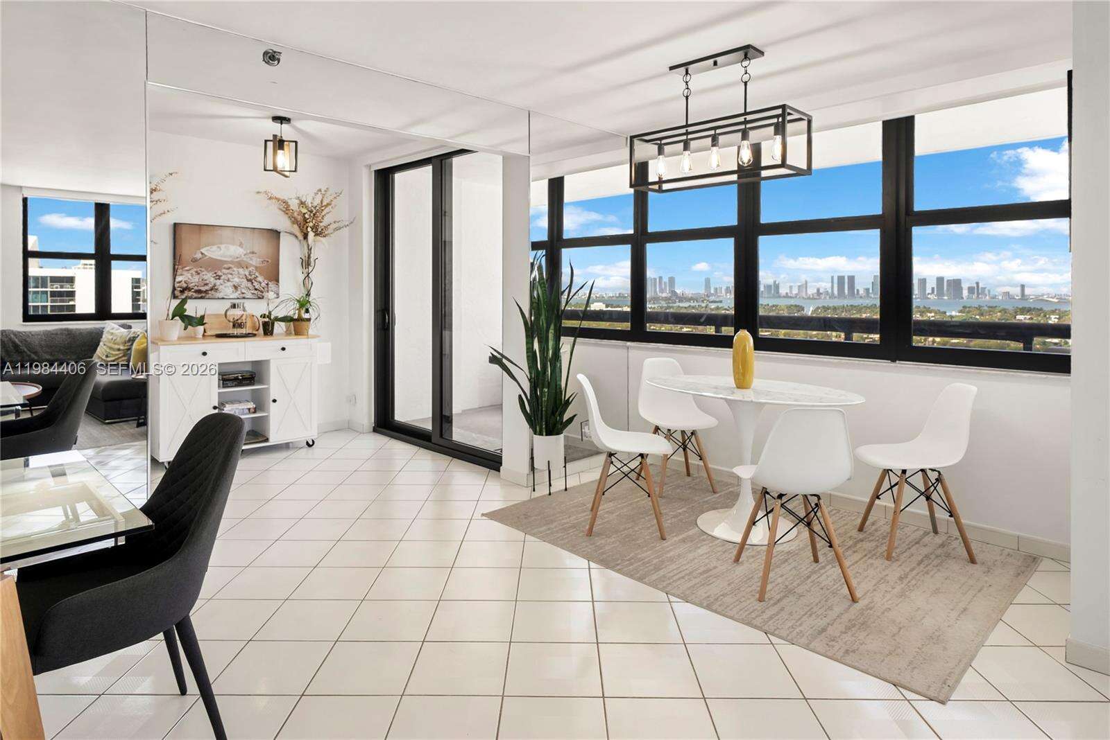 Club Atlantis at 2555 Collins Ave, Miami Beach, FL 33140 - For Rent photo 21