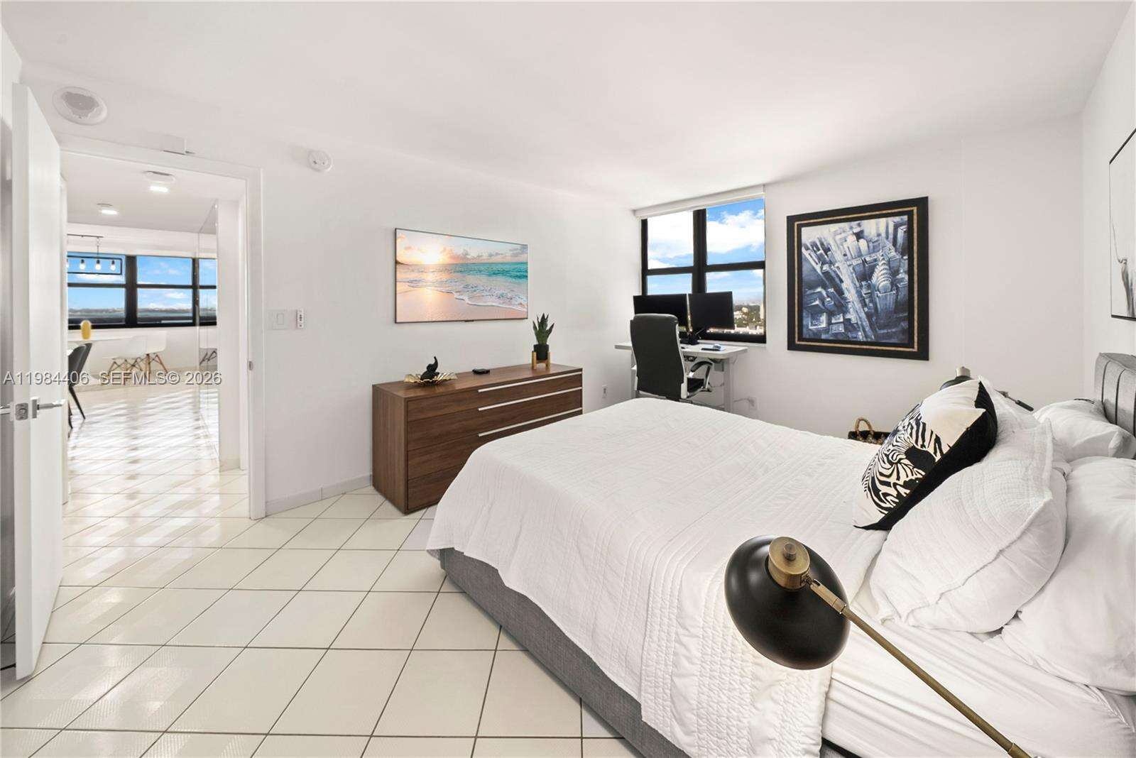Club Atlantis at 2555 Collins Ave, Miami Beach, FL 33140 - For Rent photo 23