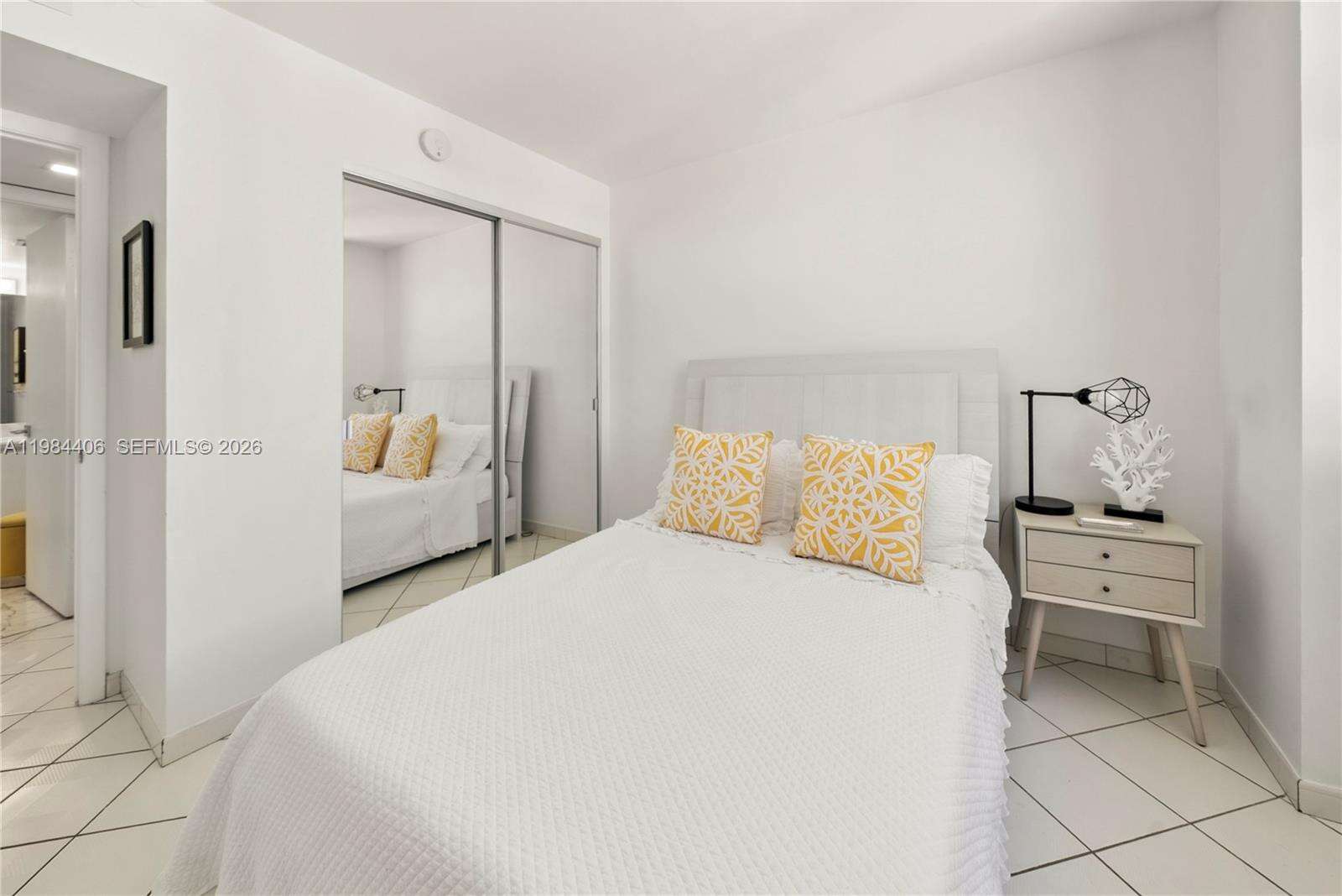 Club Atlantis at 2555 Collins Ave, Miami Beach, FL 33140 - For Rent photo 31