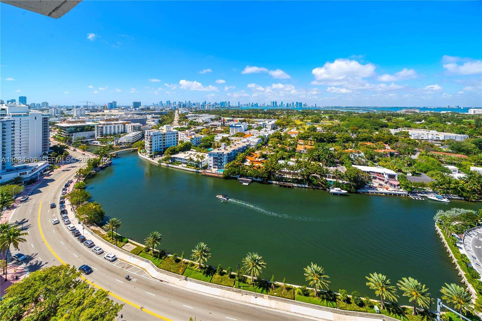 Club Atlantis at 2555 Collins Ave, Miami Beach, FL 33140 - For Rent photo 39
