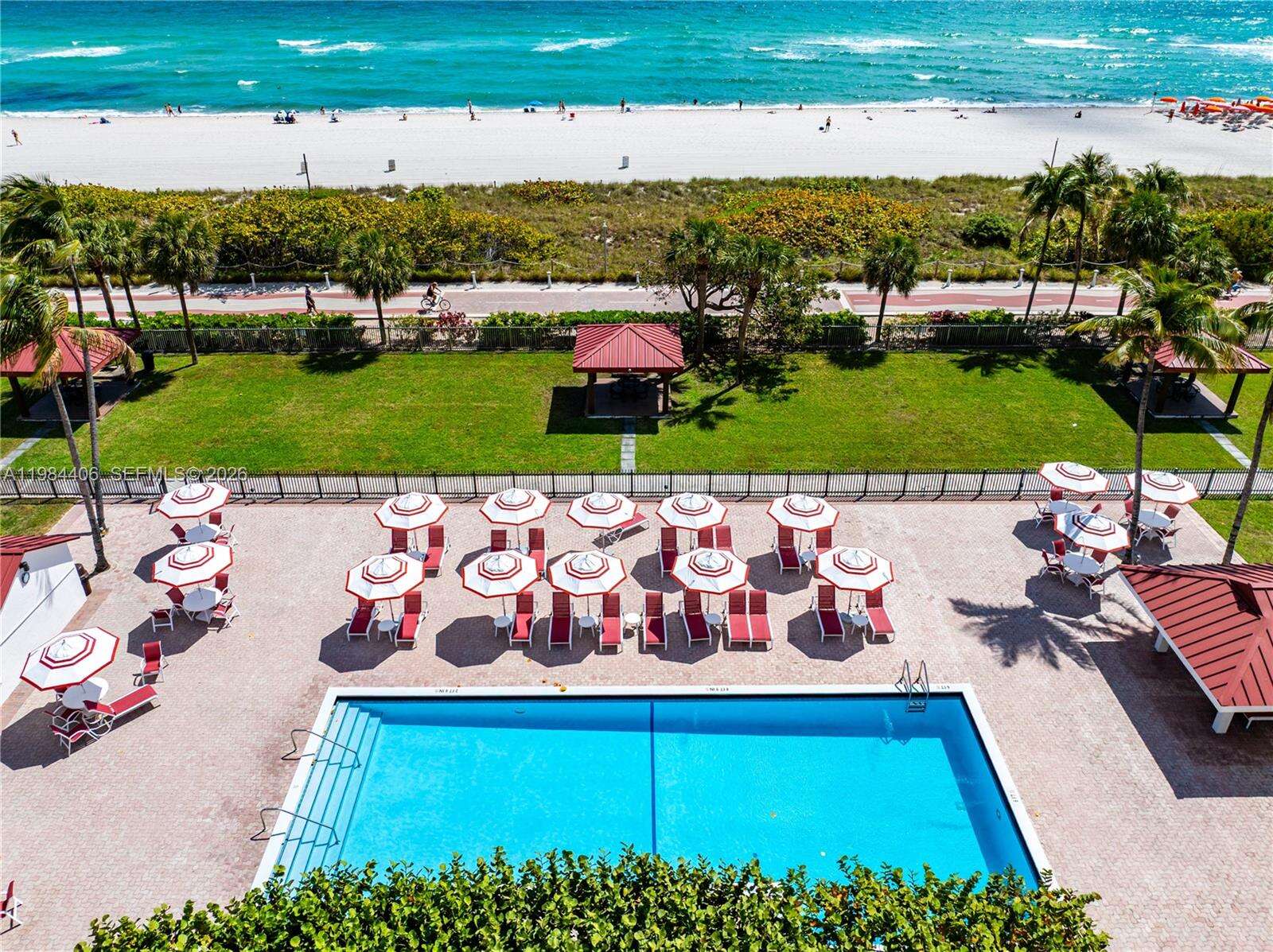 Club Atlantis at 2555 Collins Ave, Miami Beach, FL 33140 - For Rent photo 52
