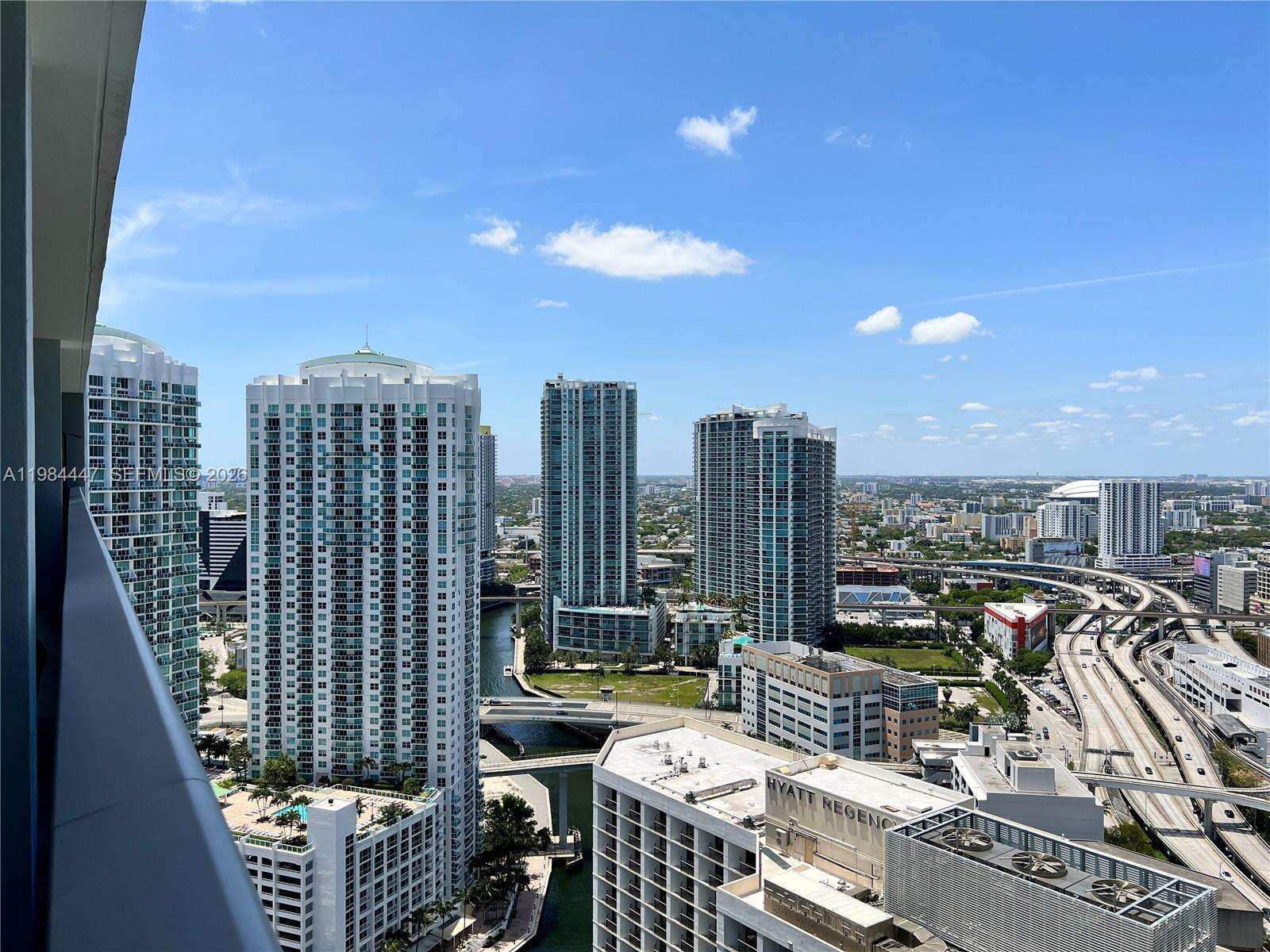 Epic Residences at 200 Biscayne Blvd Way, Miami, FL 33131 - For Rent photo 22
