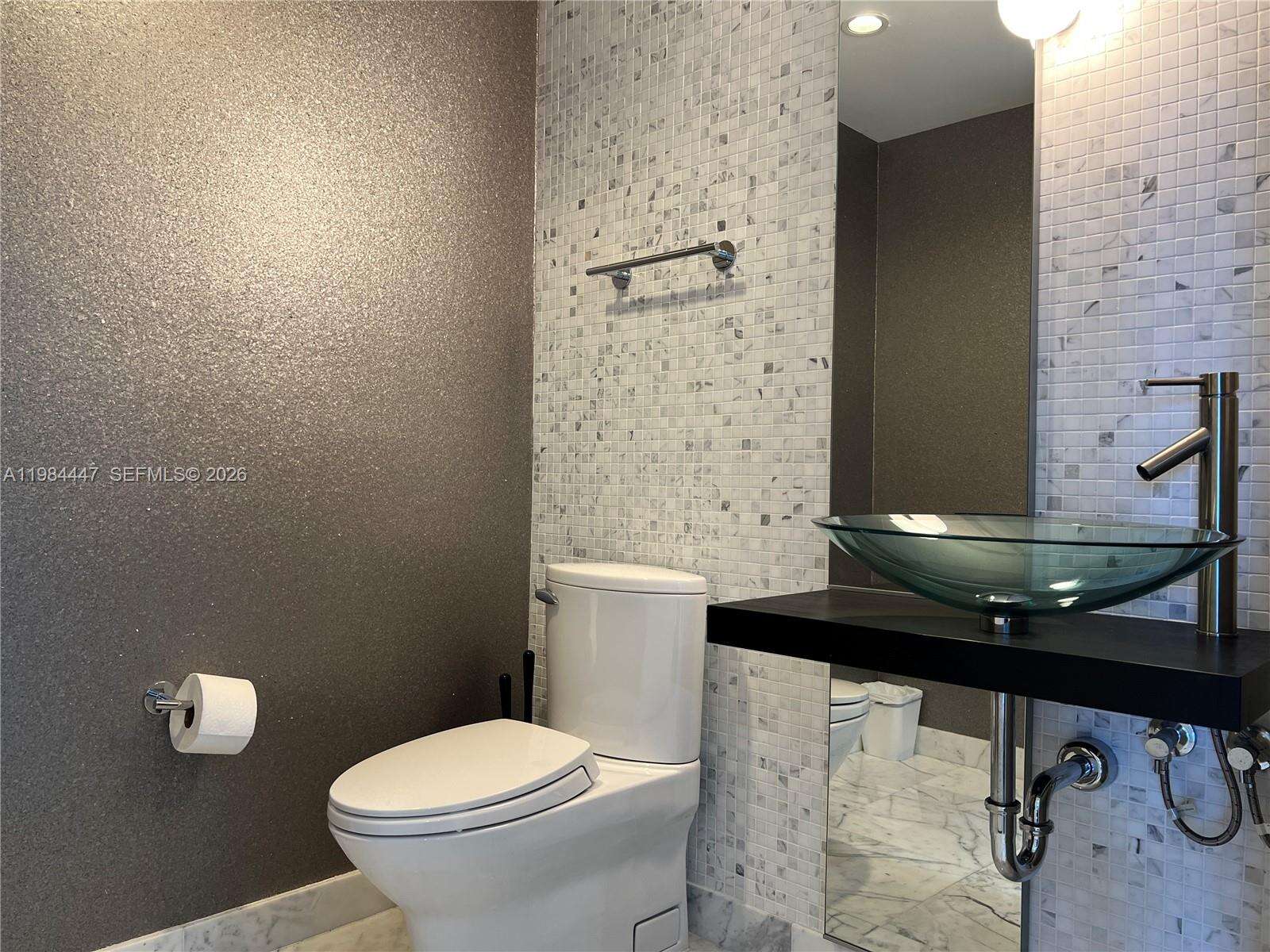 Epic Residences at 200 Biscayne Blvd Way, Miami, FL 33131 - For Rent photo 8
