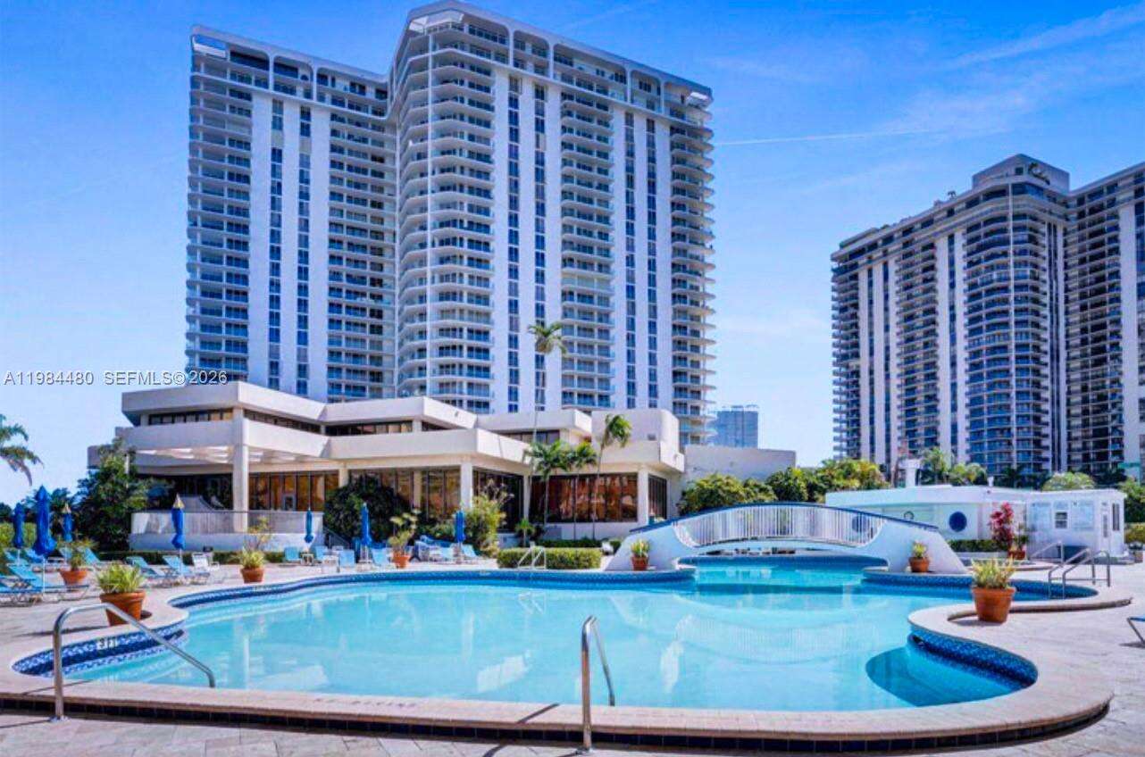 Turnberry Isle at 19707 Turnberry Way, Aventura, FL 33180 - For Rent photo 2