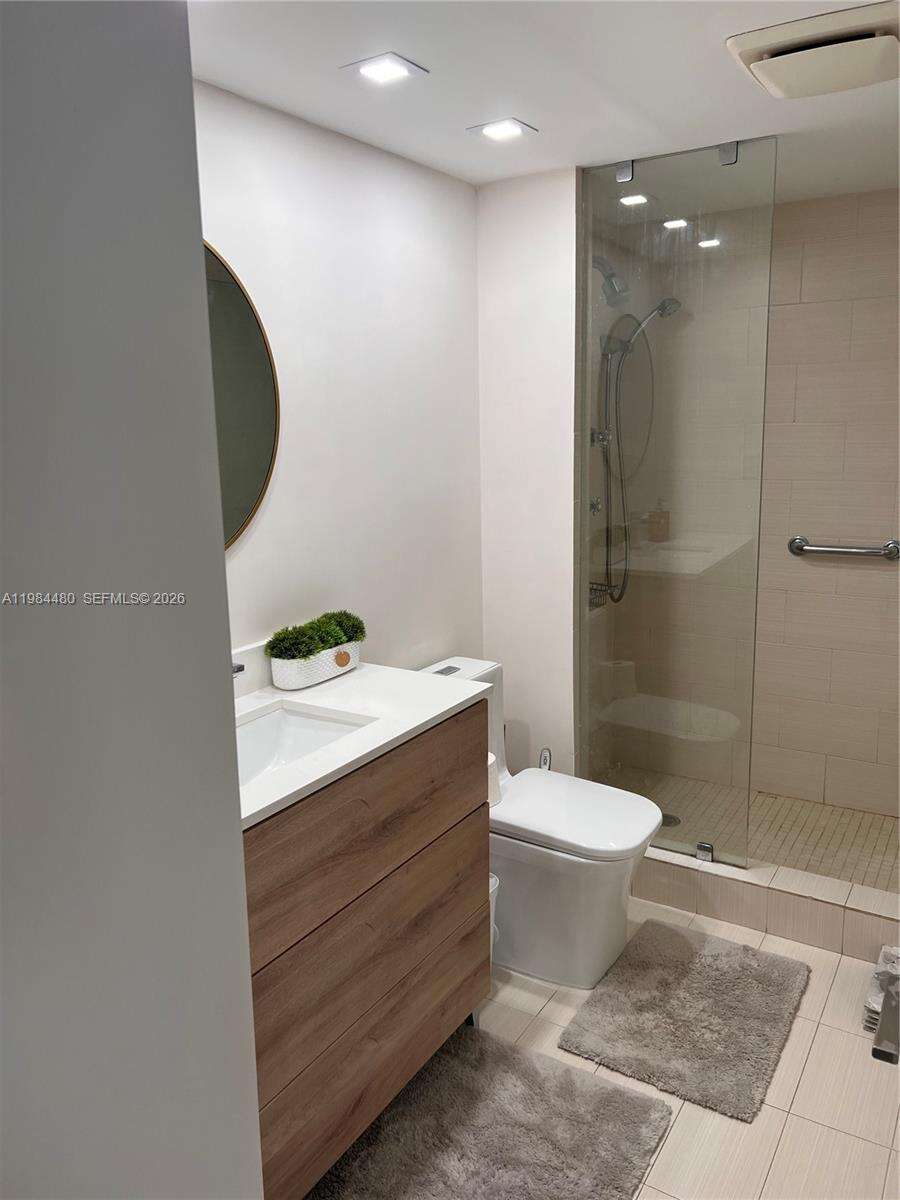 Turnberry Isle at 19707 Turnberry Way, Aventura, FL 33180 - For Rent photo 10