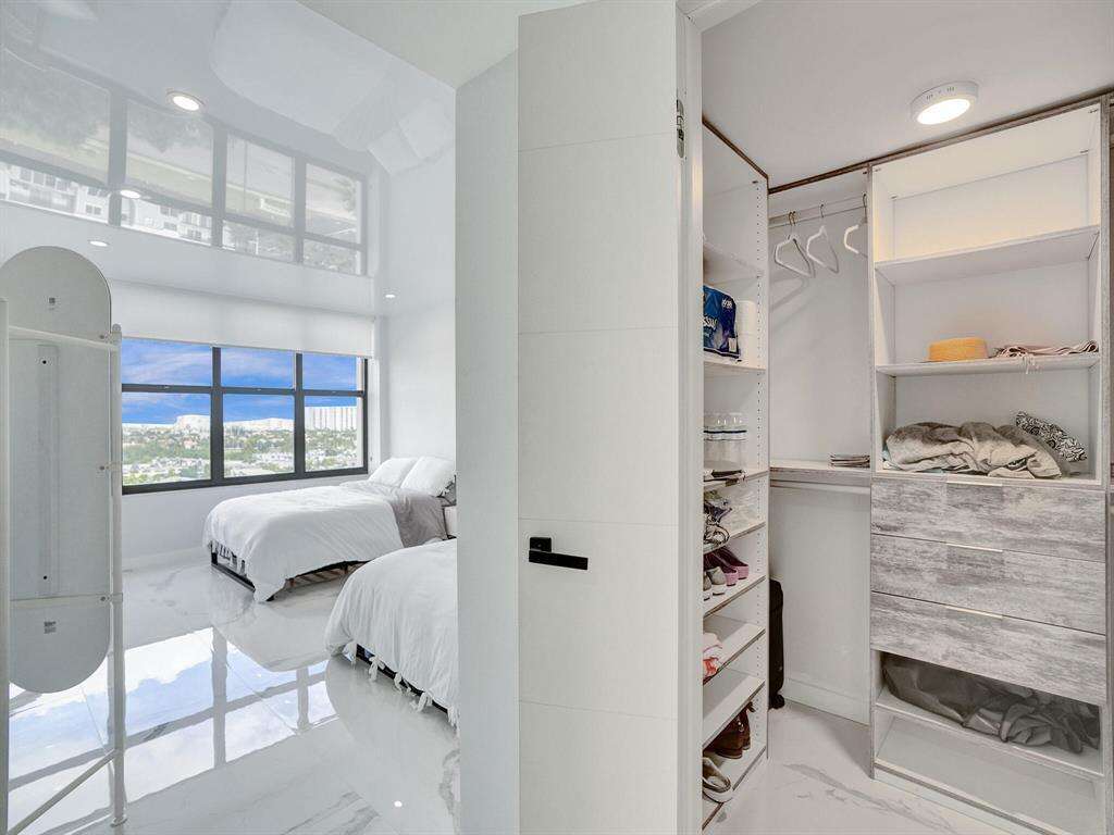 The Olympus at 2500 Parkview, Hallandale Beach, FL 33009 - For Rent photo 19