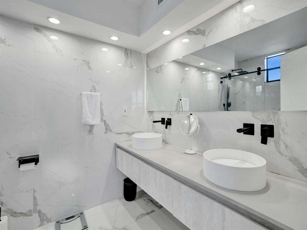 The Olympus at 2500 Parkview, Hallandale Beach, FL 33009 - For Rent photo 32
