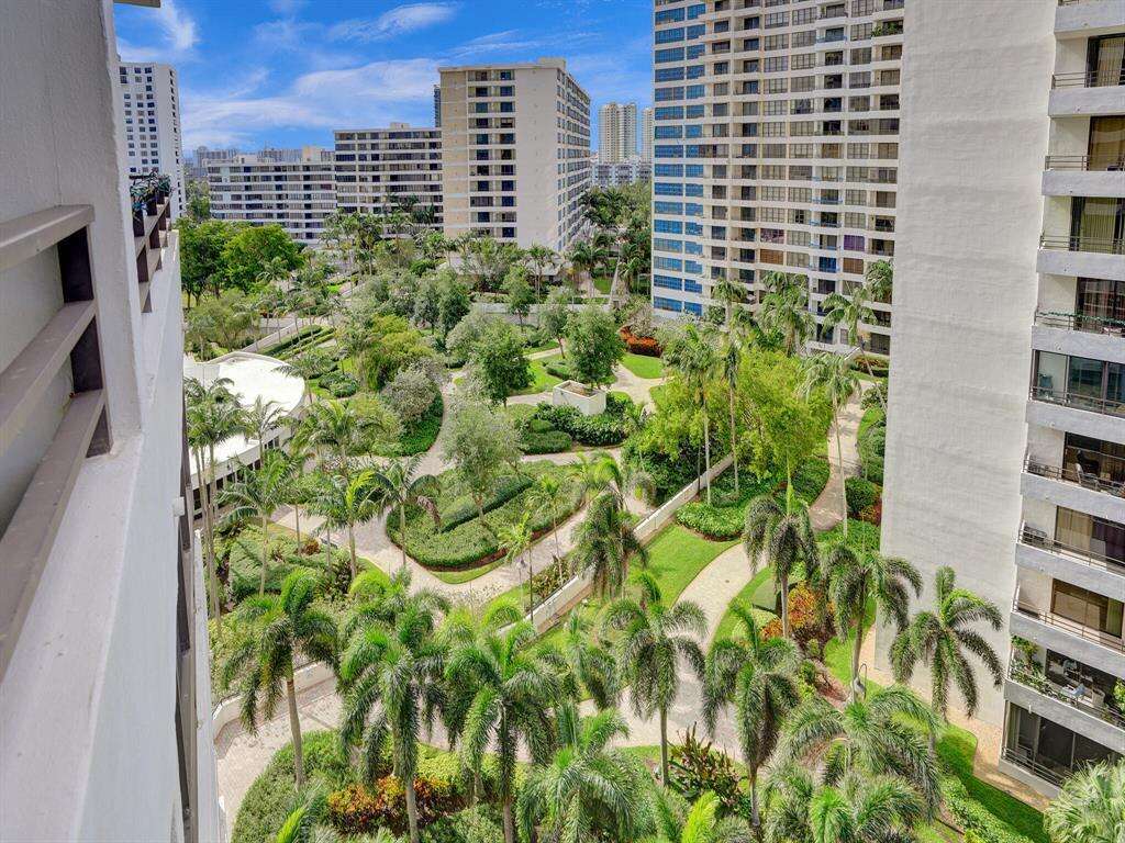 The Olympus at 2500 Parkview, Hallandale Beach, FL 33009 - For Rent photo 37