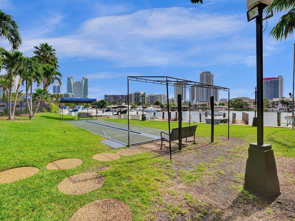 The Olympus at 2500 Parkview, Hallandale Beach, FL 33009 - For Rent photo 41