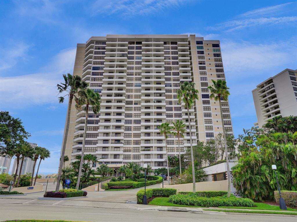 The Olympus at 2500 Parkview, Hallandale Beach, FL 33009 - For Rent photo 42