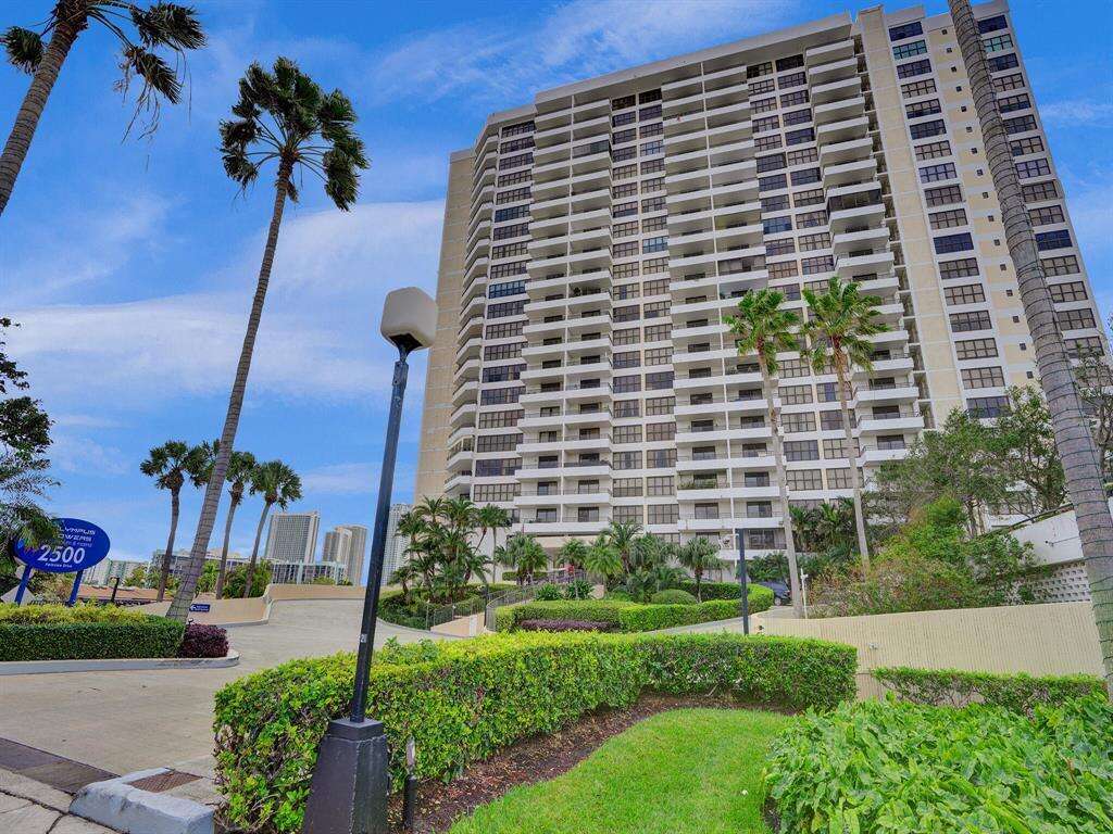 The Olympus at 2500 Parkview, Hallandale Beach, FL 33009 - For Rent photo 43
