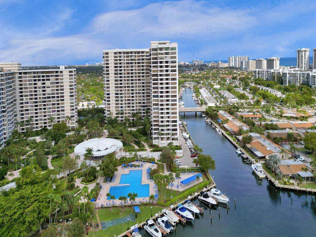 The Olympus at 2500 Parkview, Hallandale Beach, FL 33009 - For Rent photo 45