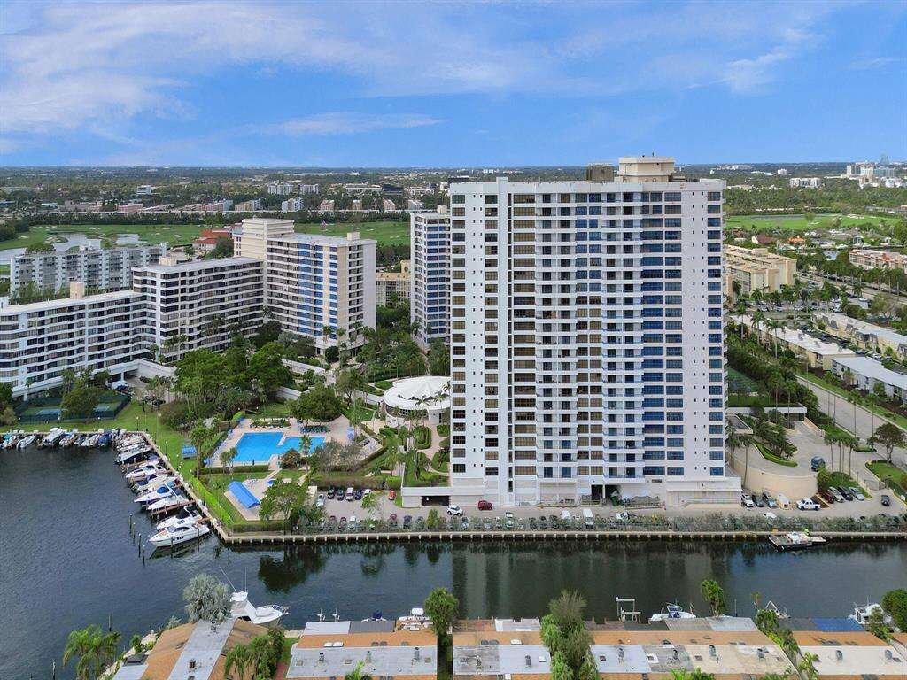 The Olympus at 2500 Parkview, Hallandale Beach, FL 33009 - For Rent photo 47