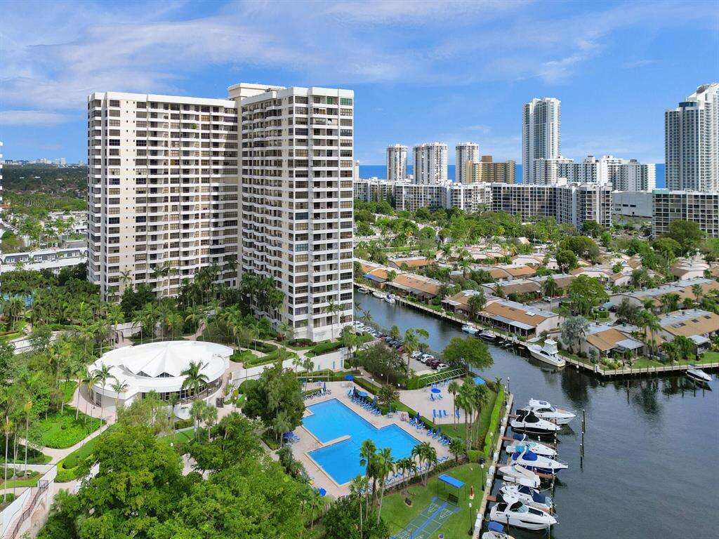 The Olympus at 2500 Parkview, Hallandale Beach, FL 33009 - For Rent photo 51