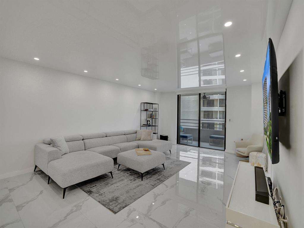 The Olympus at 2500 Parkview, Hallandale Beach, FL 33009 - For Rent photo 10