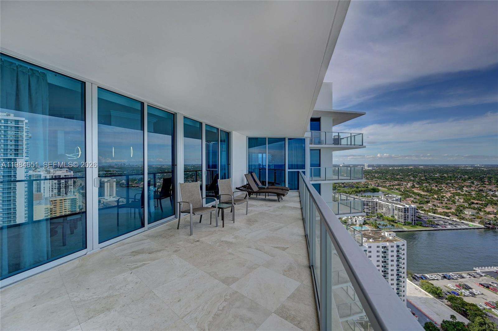 Ocean Palms at 3101 Ocean Dr, Hollywood, FL 33019 - For Rent photo 3