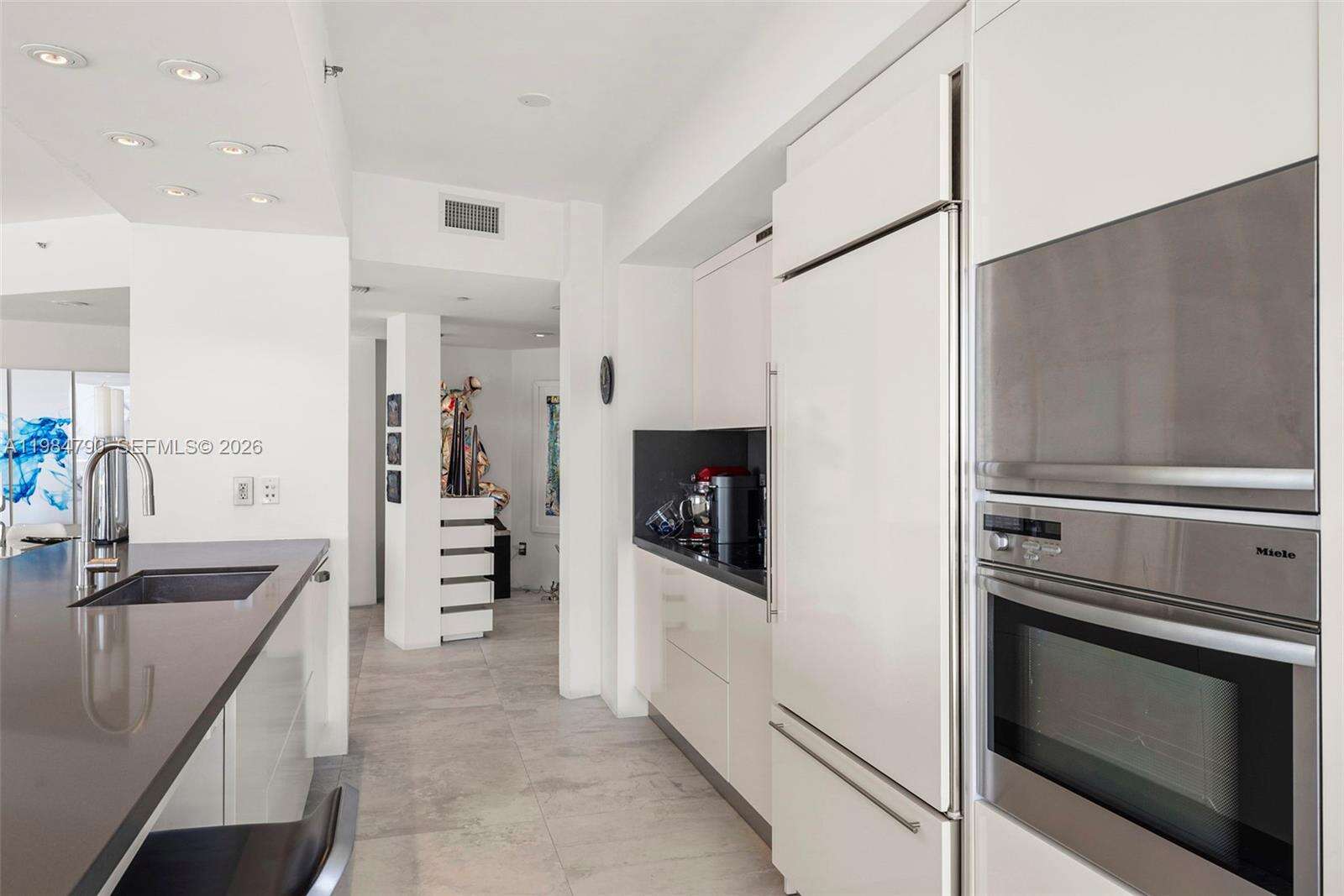 Icon at 450 Alton Rd, Miami Beach, FL 33139 - For Rent photo 22