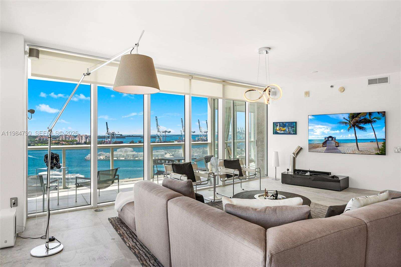 Icon at 450 Alton Rd, Miami Beach, FL 33139 - For Rent photo 4